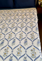 aenak-blue-periwinkle-jaal-handblock-bedsheet-dohar-combo-set-beige-base