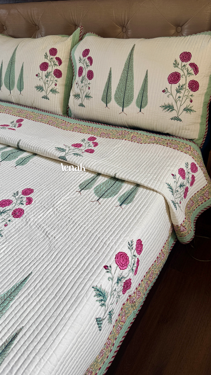 aenak-magenta-floral-garden-handblock-bedsheet-quilted-bedcover-combo-set-ivory-base