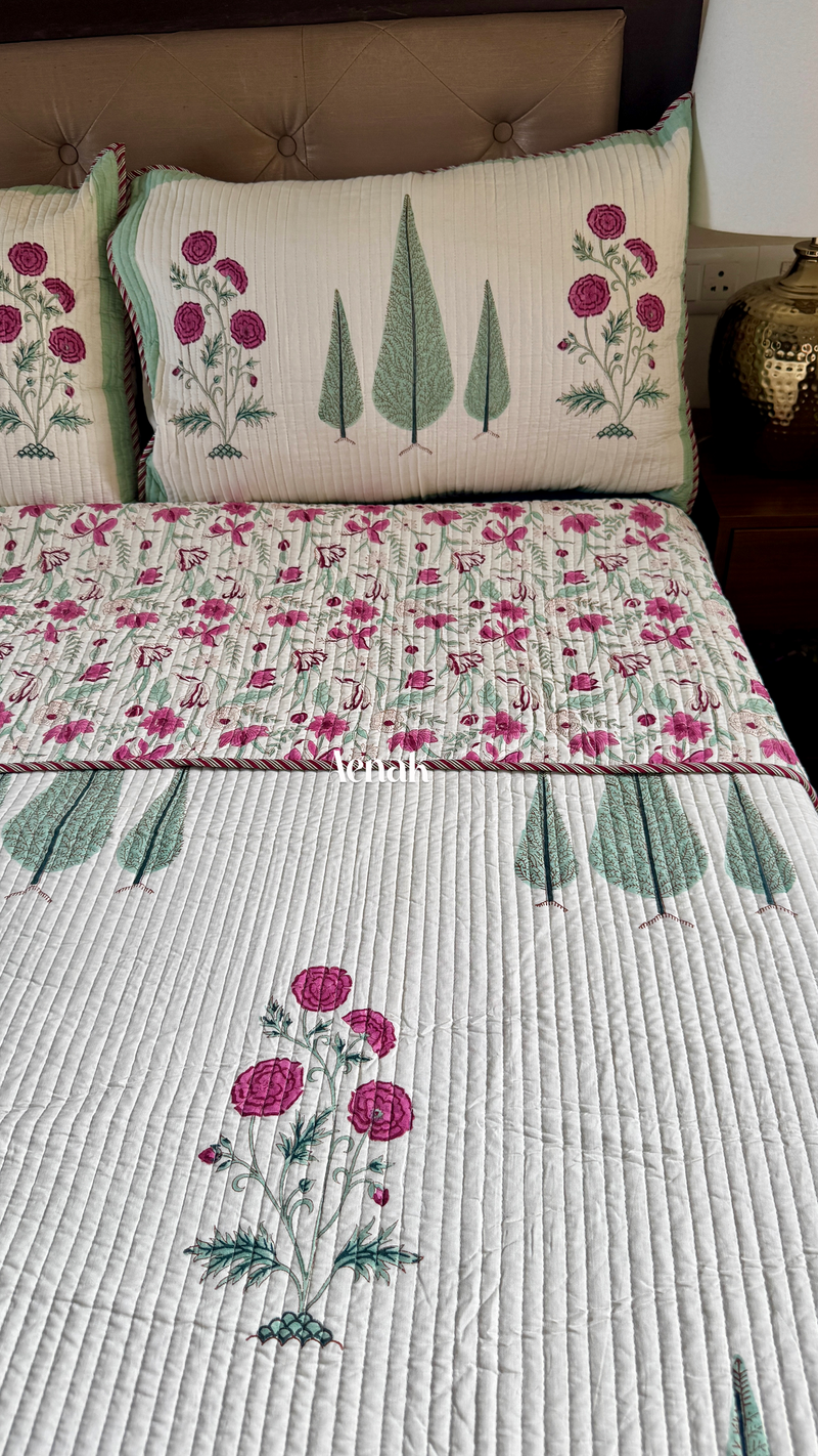 aenak-magenta-floral-garden-handblock-bedsheet-quilted-bedcover-combo-set-ivory-base