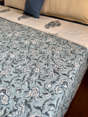 aenak-blue-phool-boota-handblock-bedsheet-dohar-combo-set