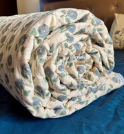 aenak-blue-poppy-handblock-printed-reversible-mulmul-cotton-quilt-beige-base