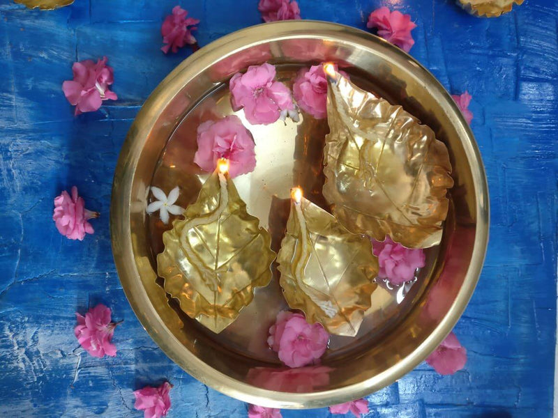 Hand Crafted Brass Floating Peepal Leaf shaped Diyas (Pair of Diyas) – Oil Lamp