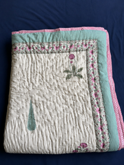 aenak-light-purple-floral-handblock-bedsheet-quilt-combo-set