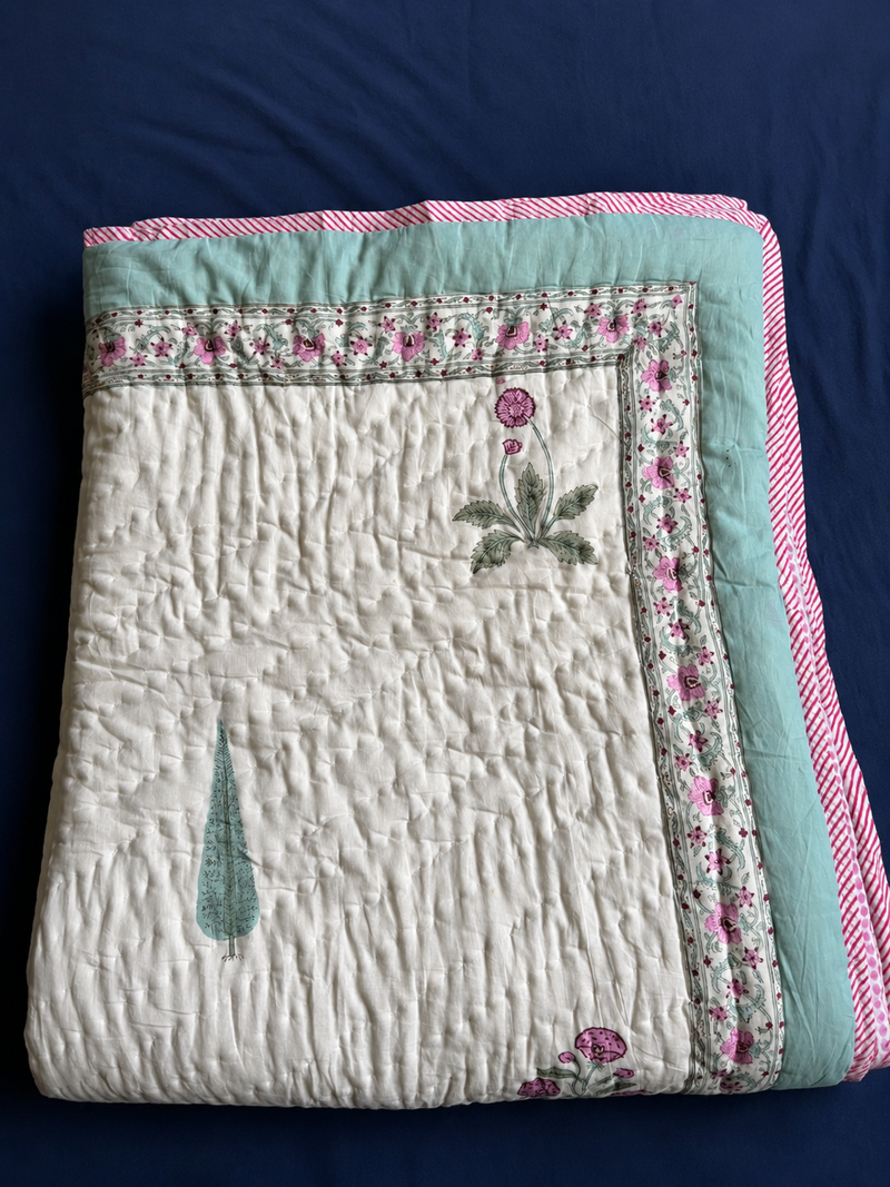 aenak-light-purple-floral-handblock-reversible-mulmul-cotton-quilt