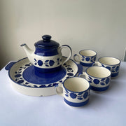 The Giant Tea Pot Family