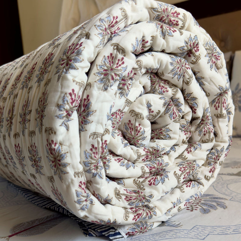 aenak-blue-palm-jaal-handblock-bedsheet-quilt-combo-set