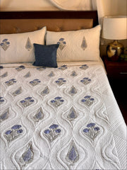 aenak-blue-dahlia-cypress-embossed-quilted-handblock-bedcover-set