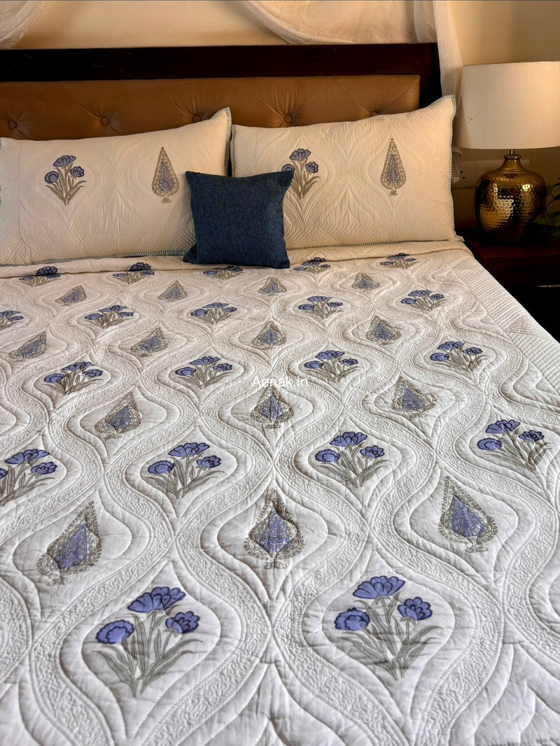 aenak-blue-dahlia-cypress-embossed-quilted-handblock-bedcover-set