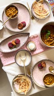 The Roseate Ceramic Dinnerware Set For 6