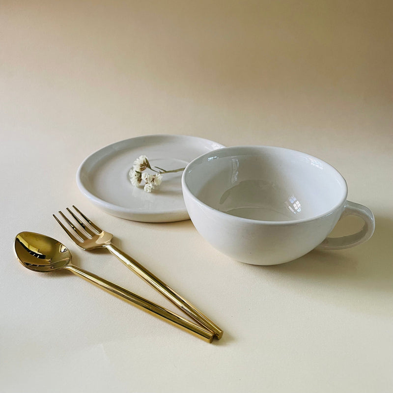 ceramic-kitchen-the-blanche-tea-cup-saucer