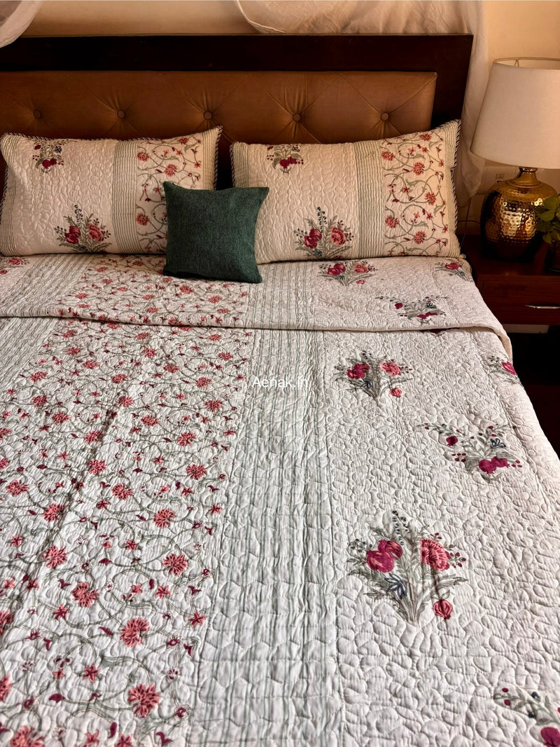 aenak-kashmiri-boota-handblock-bedsheet-quilted-bedcover-combo-set