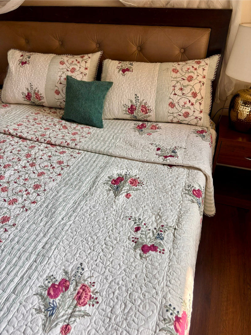 aenak-kashmiri-boota-handblock-reversible-quilted-bedcover-set