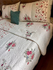 aenak-kashmiri-boota-handblock-reversible-quilted-bedcover-set