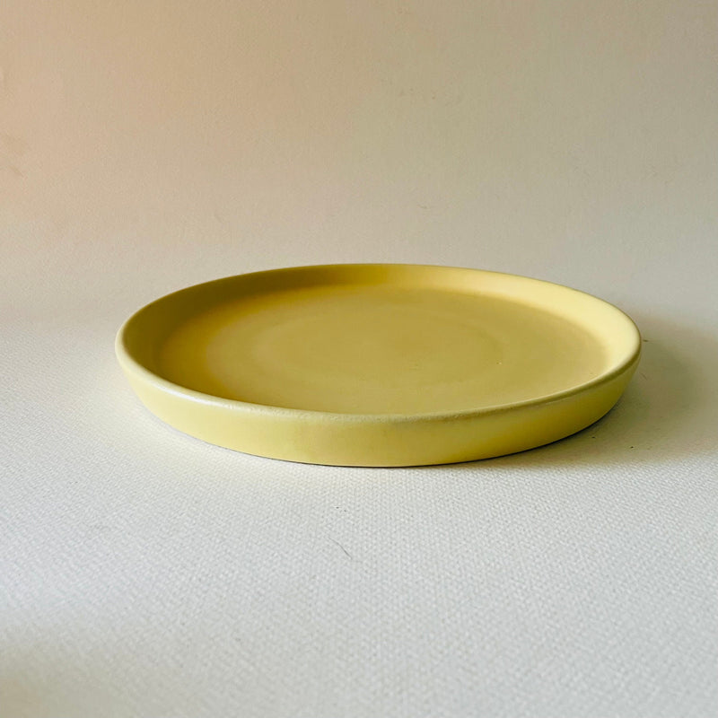ceramic-kitchen-the-golden-soleil-flat-plates