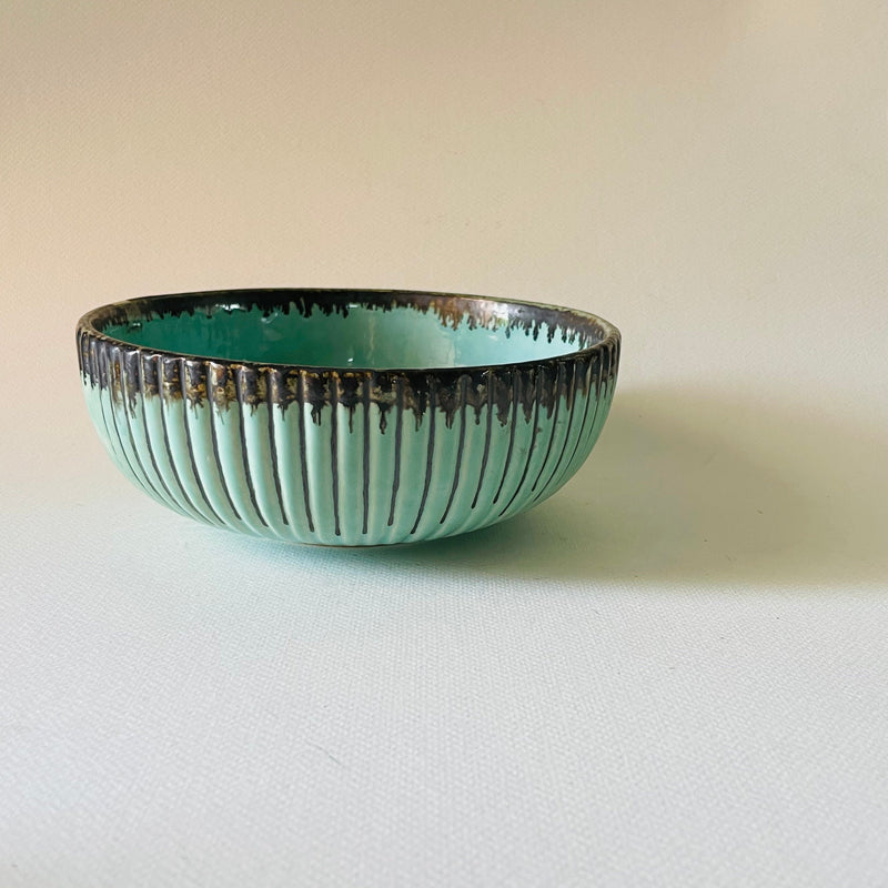 ceramic-kitchen-mer-ribbed-serving-bowl