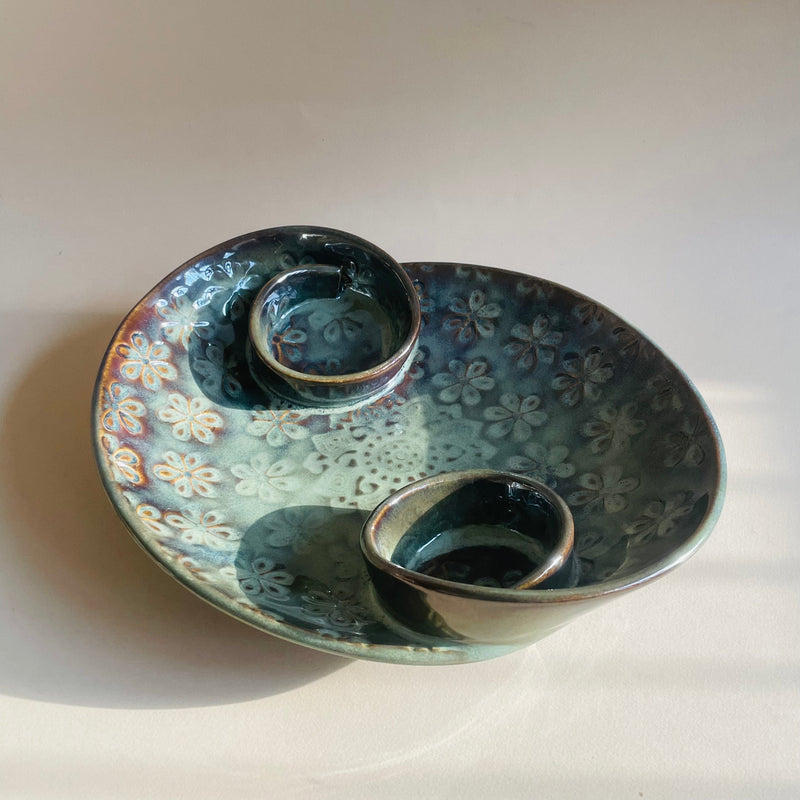 The Dual Spiral Olivia Ceramic Serving Platter