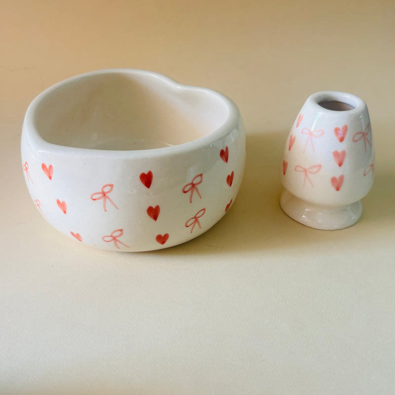 ceramic-kitchen-hearty-matcha-bowl-whisk-holder-set-handcrafted-elegance-for-your-daily-ritual-copy