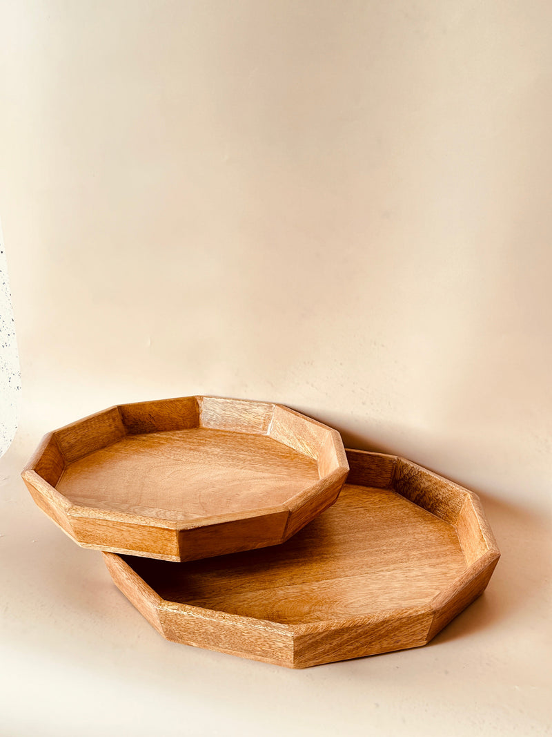 Nurture India Mango Woode Hexagon Trays 2-Piece Set
