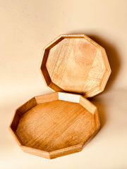 Nurture India Mango Woode Hexagon Trays 2-Piece Set