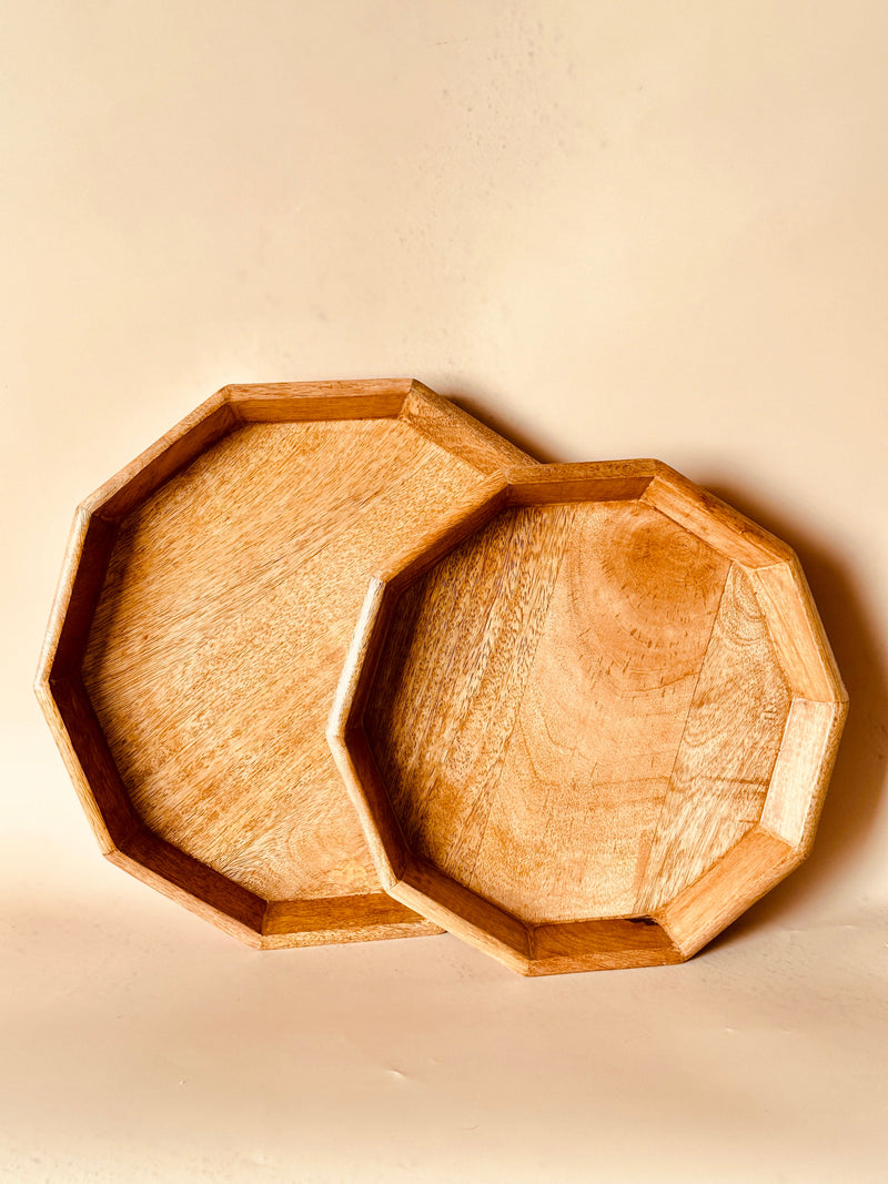 Nurture India Mango Woode Hexagon Trays 2-Piece Set