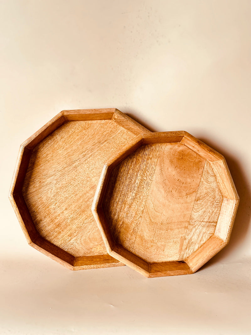 Nurture India Mango Woode Hexagon Trays 2-Piece Set