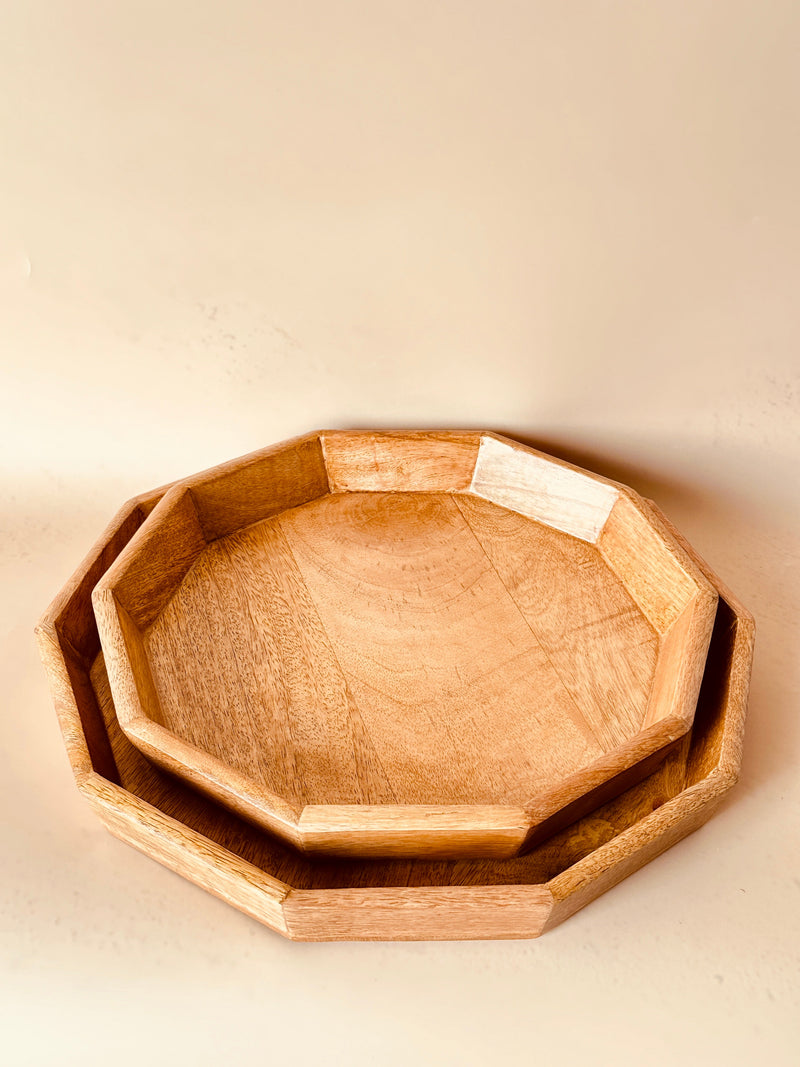 Nurture India Mango Woode Hexagon Trays 2-Piece Set