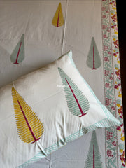 aenak-yellow-green-cypress-handblock-printed-premium-cotton-fitted-bedsheet-set
