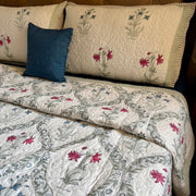aenak-pink-blue-floral-jaal-quilted-handblock-bedcover-set