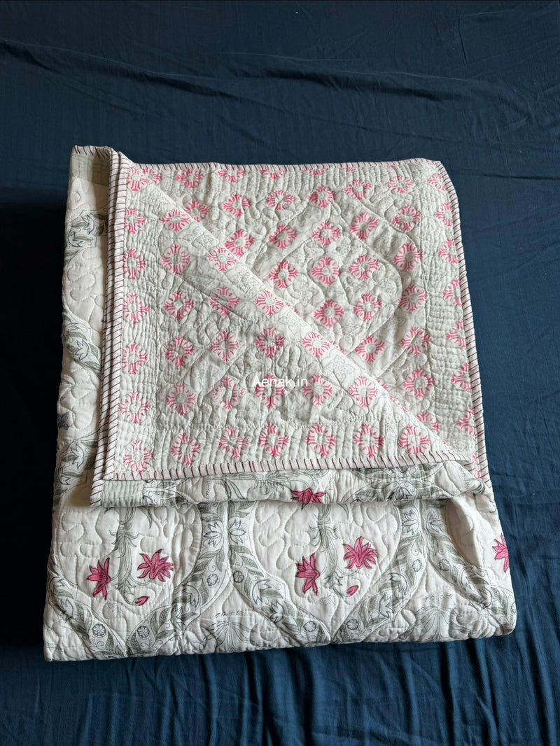 aenak-pink-blue-floral-jaal-quilted-handblock-bedcover-set