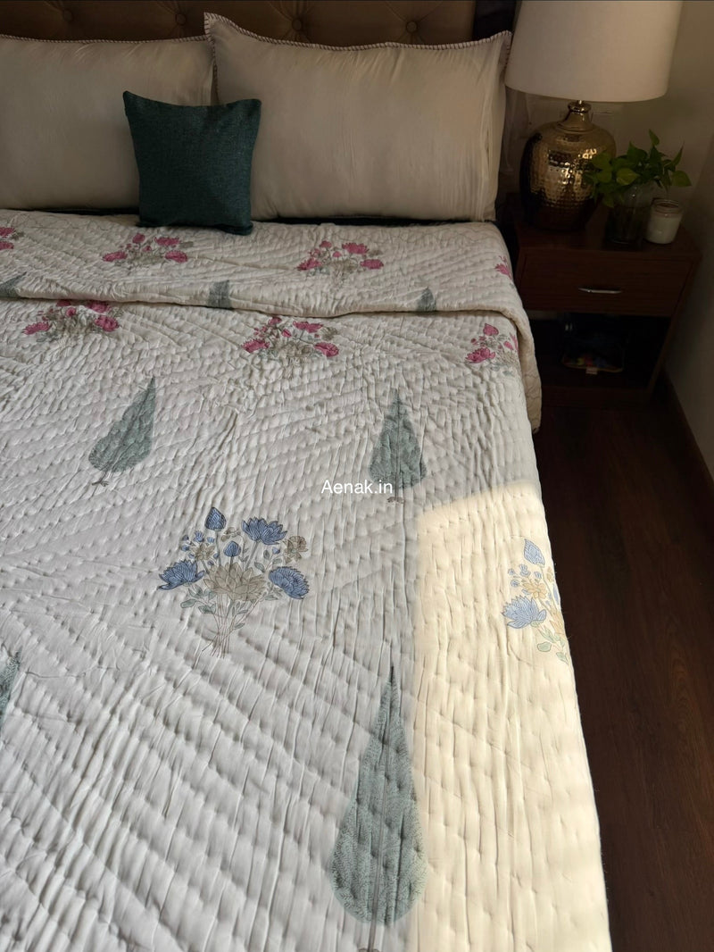 aenak-pink-blue-ashoka-handblock-reversible-mulmul-cotton-quilt