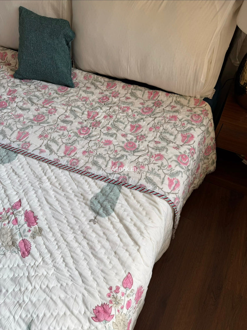 aenak-pink-blue-ashoka-handblock-reversible-mulmul-cotton-quilt