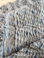 aenak-blue-periwinkle-jaal-handblock-reversible-mulmul-cotton-quilt