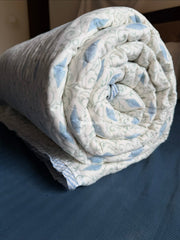 aenak-blue-periwinkle-jaal-handblock-reversible-mulmul-cotton-quilt