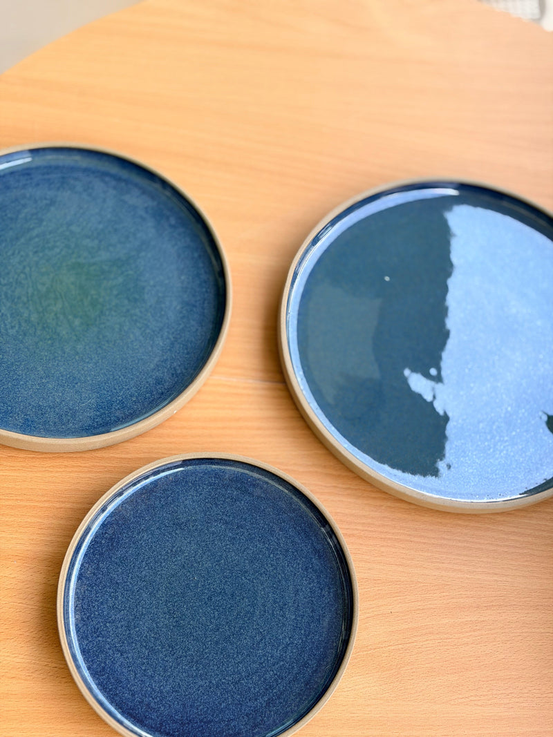 ceramic-kitchen-the-azure-flat-plates