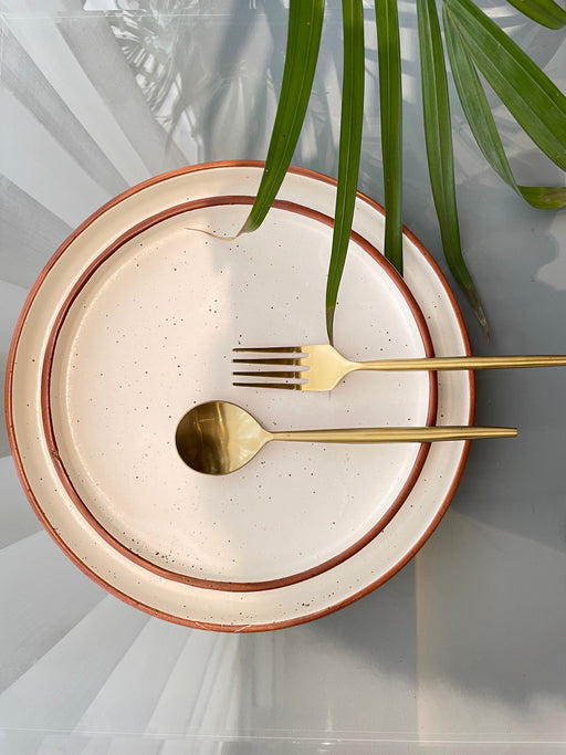 The Crema Ceramic Flat Plate Family Set
