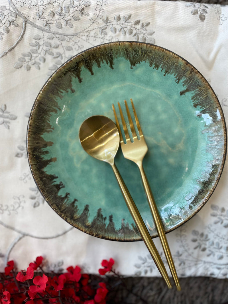 The Mare Ceramic Dinnerware Set