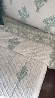 aenak-sea-green-blossom-handblock-reversible-mulmul-cotton-quilt