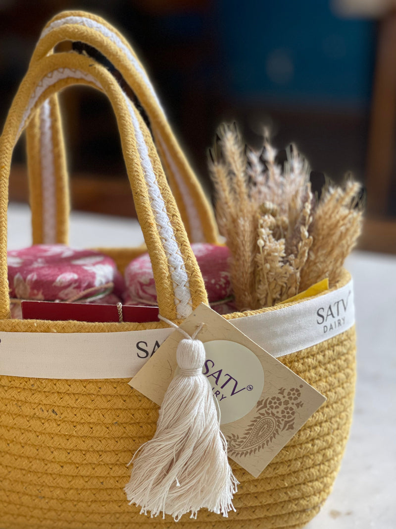 satv-dairy-bandhan-luxe-hamper