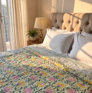 aenak-pink-yellow-lotus-handblock-bedsheet-quilt-combo-set