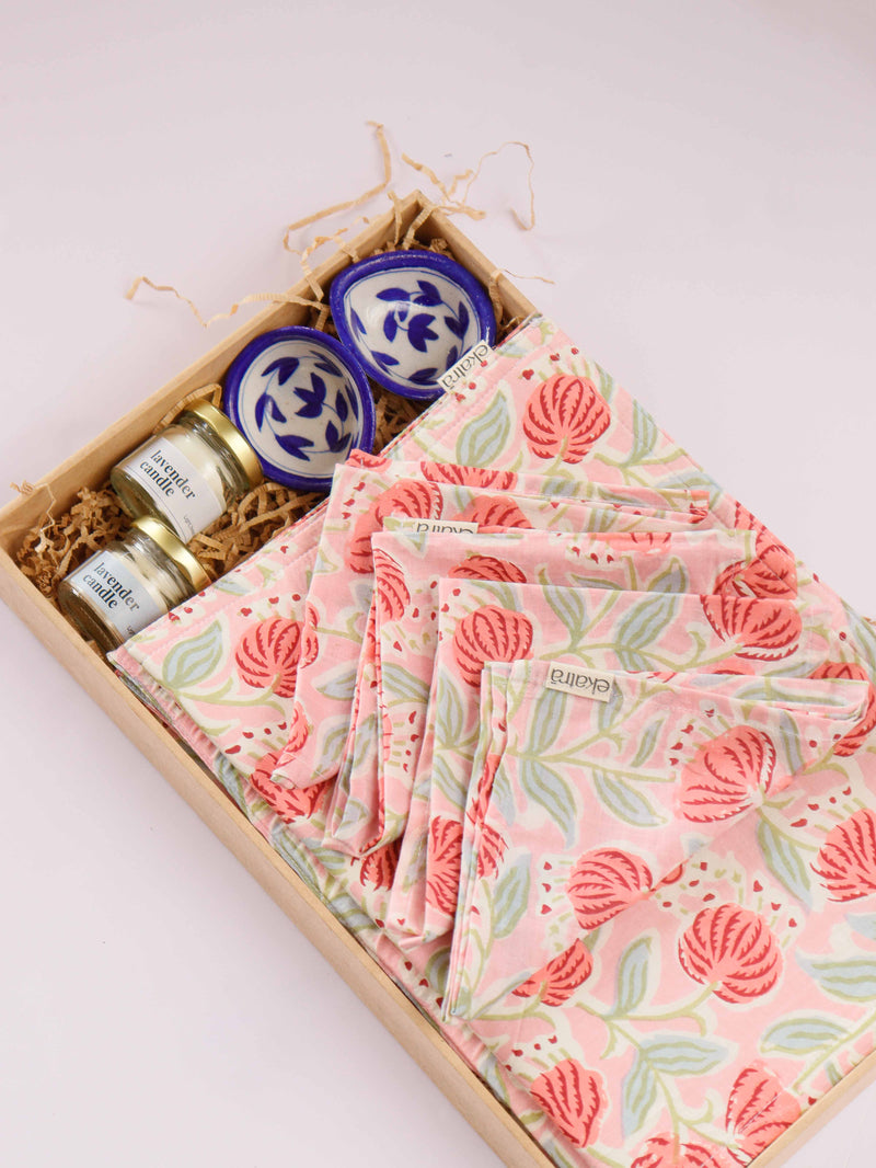 ekatrahandmade-rose-garden-table-set-wedding-favors-1