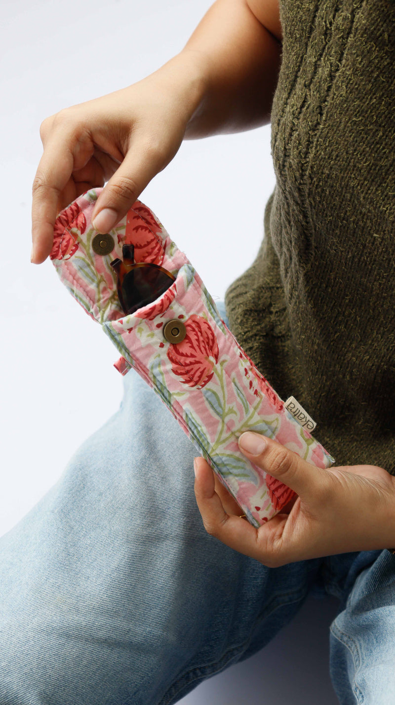 ekatrahandmade-glass-case
