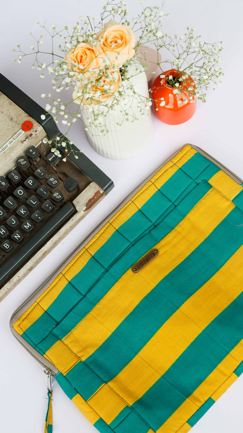 ekatrahandmade-cotton-laptop-sleeve-cover-blue-abstract