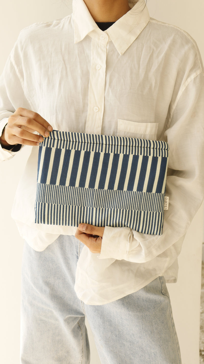 ekatrahandmade-sustainable-cotton-travel-pouch-organizer-by-ekatra-elephant-motif