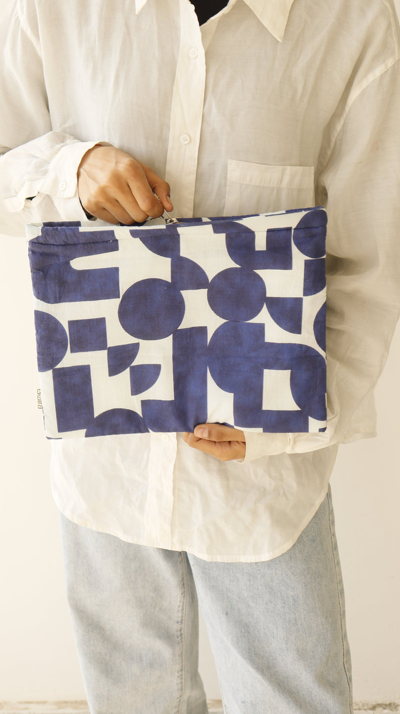 ekatrahandmade-sustainable-cotton-travel-pouch-organizer-by-ekatra-elephant-motif