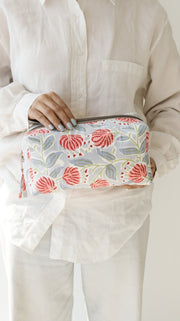 ekatrahandmade-puffy-pouch