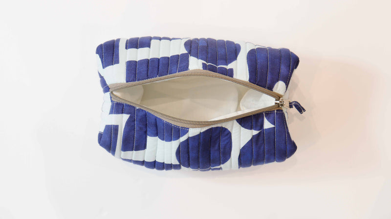 ekatrahandmade-puffy-pouch