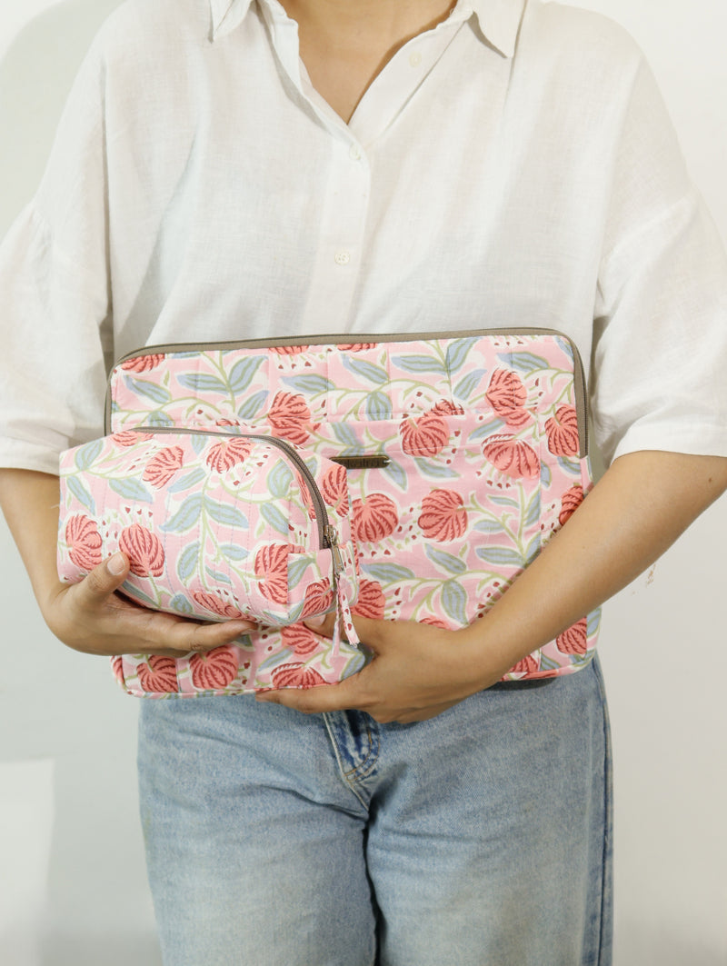 ekatrahandmade-handmade-laptop-sleeve-with-detachable-pouch