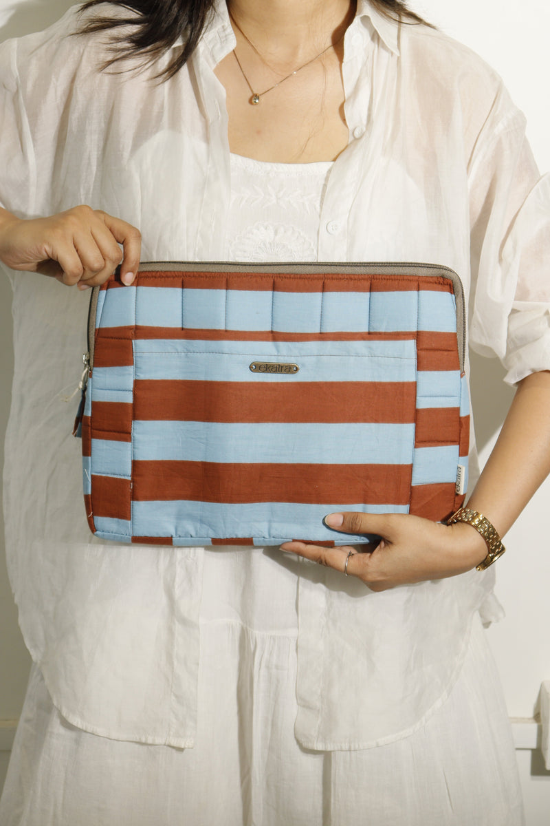 ekatrahandmade-cotton-laptop-sleeve-cover-blue-abstract