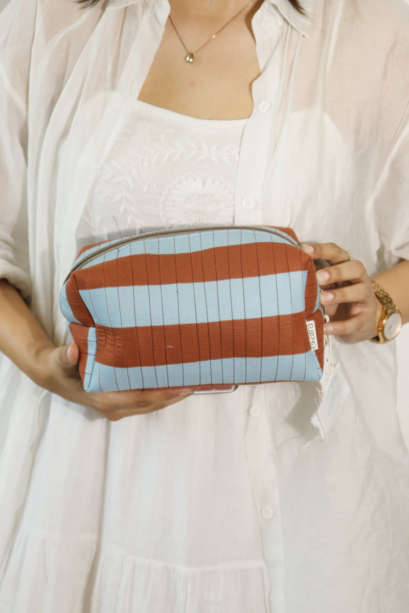 ekatrahandmade-puffy-pouch