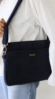 ekatrahandmade-corduroy-laptop-bag